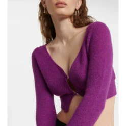 Top 10 🌟 Jacquemus Le Cardigan Alzou Cropped Cardigan 🎉 -Jacquemus - shop unnamed file 226