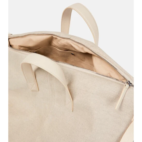 Brand new π₯ Jacquemus Le Sac Γ Linge Weekend Bag β¨ 4 Brand new π₯ Jacquemus Le Sac Γ Linge Weekend Bag β¨ - Image 2