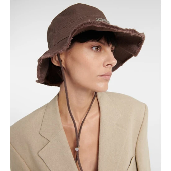 Best Pirce β Jacquemus Le Bob Artichaut Hat π 3 Best Pirce β Jacquemus Le Bob Artichaut Hat π