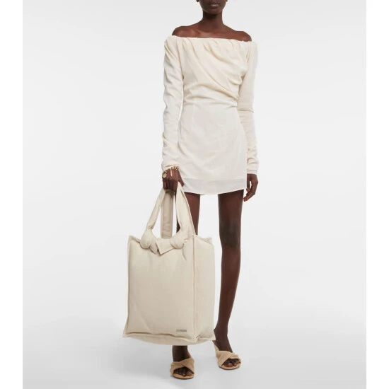 Hot Sale π Jacquemus Le Cuscina Padded Linentote π― 6 Hot Sale π Jacquemus Le Cuscina Padded Linentote π― - Image 4